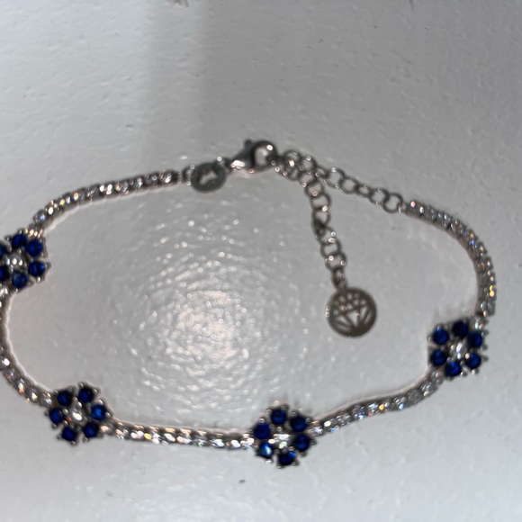 Rhinestone bracelet with Blue Flowers - Picture 6 of 7